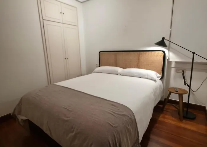 Big With 3 Parking Included Lägenhet *