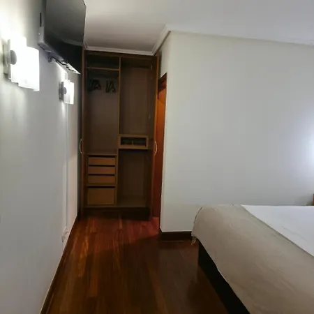 Big With 3 Parking Included Apartmán