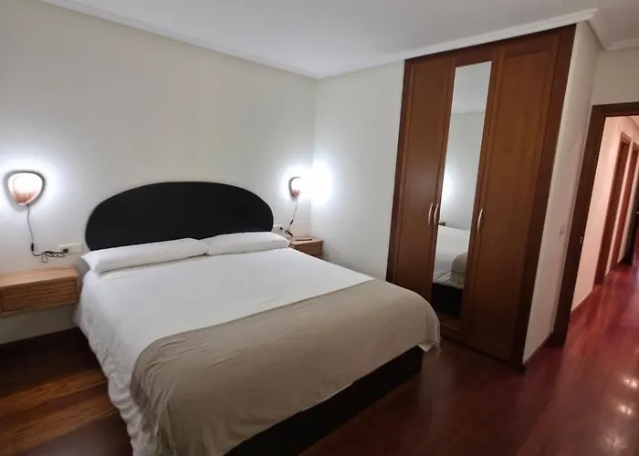 Big With 3 Parking Included Apartmán *