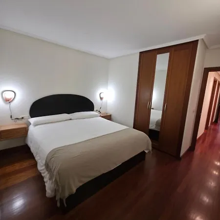 Big With 3 Parking Included Apartament *