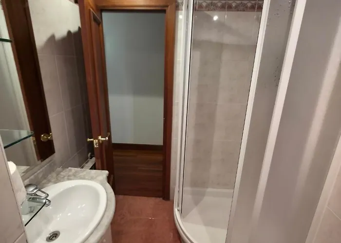 아파트 Big With 3 Parking Included *